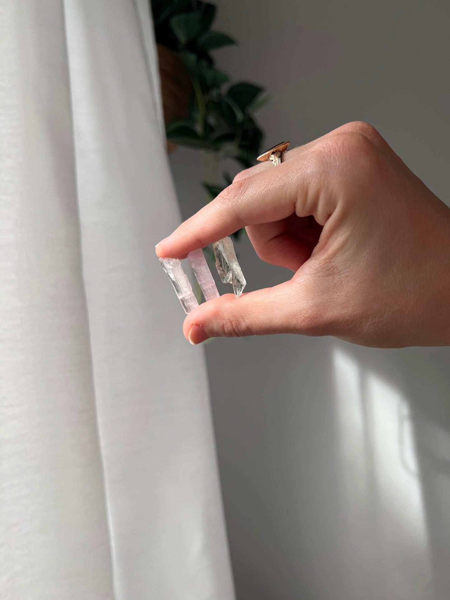 Trio of Kunzite, Hiddenite and Triphane 02