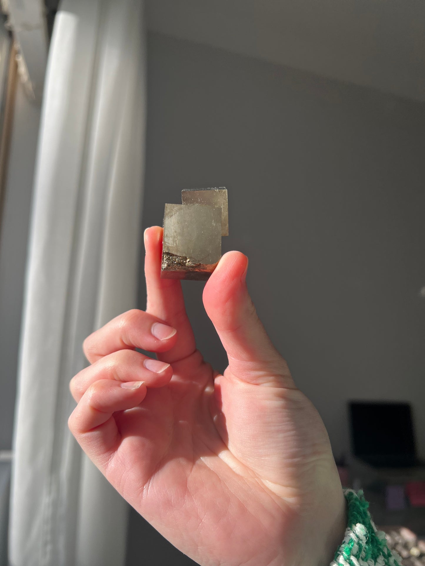 Pyrite cube from Peru 02