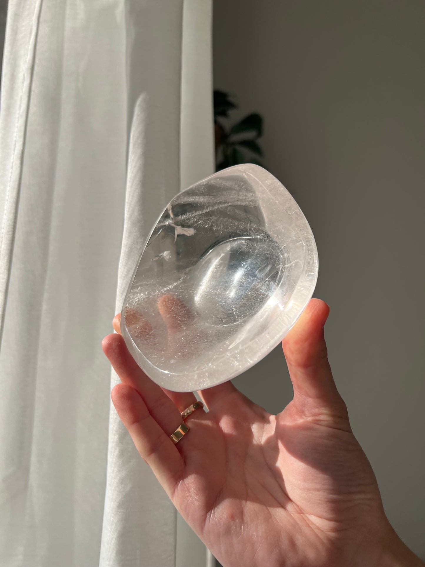 Clear Quartz bowl from Brazil