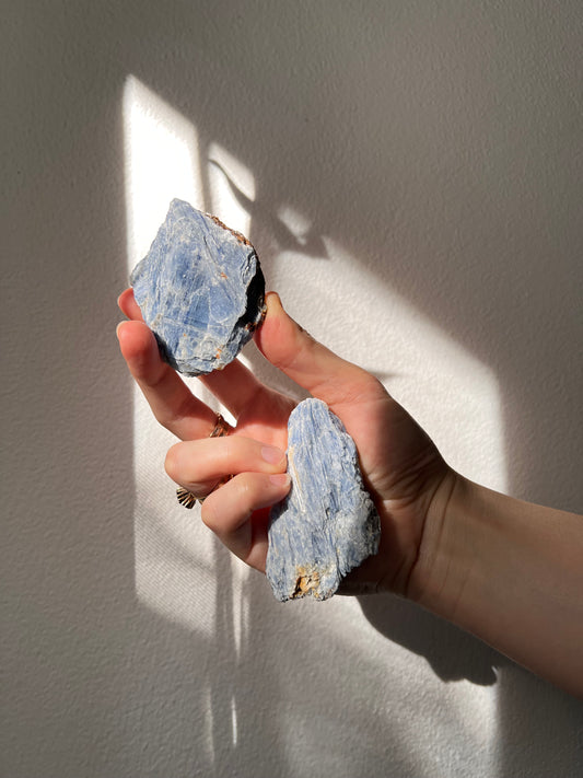 Kyanite pair from Brazil