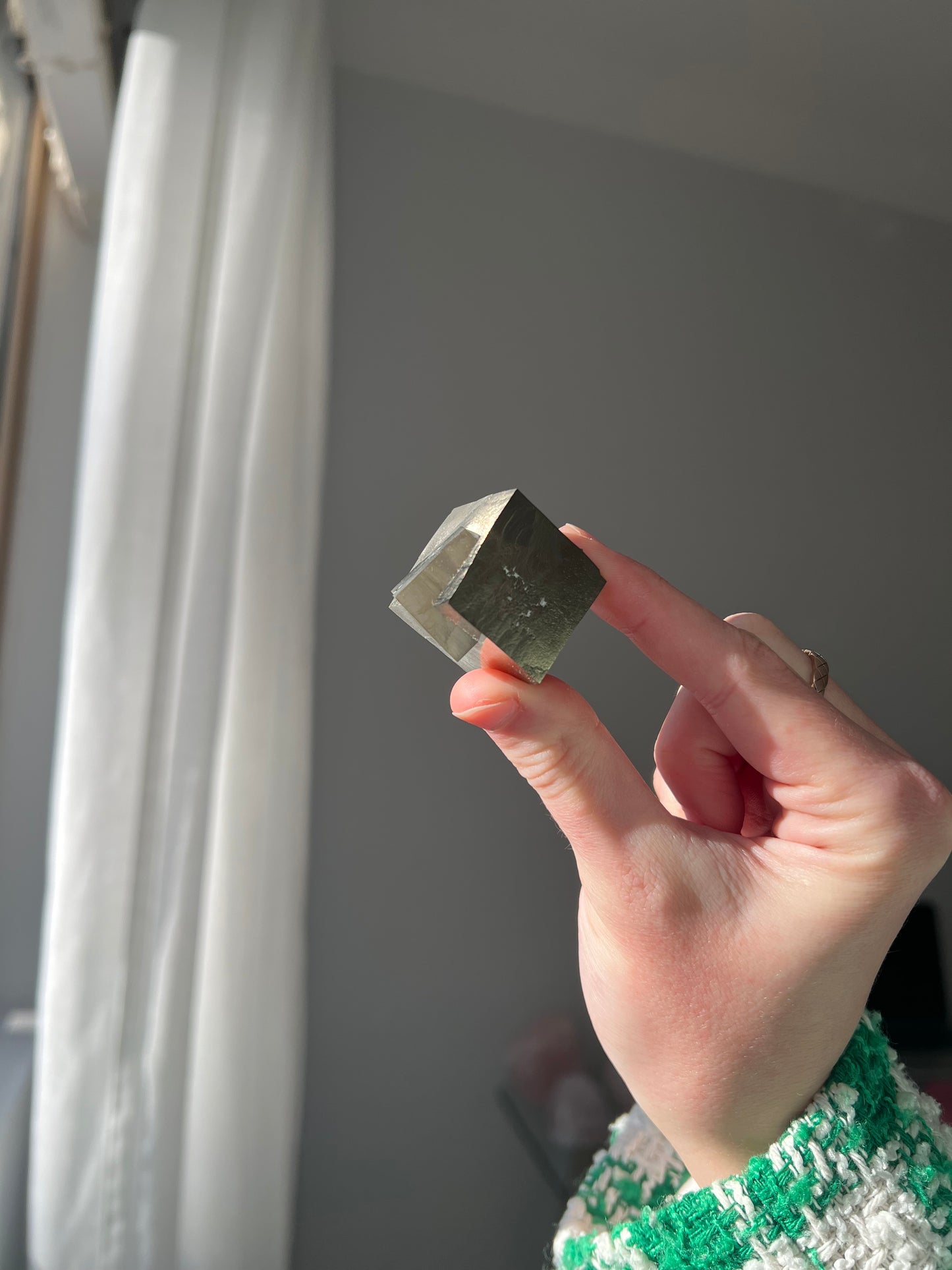 Pyrite cube from Peru 01