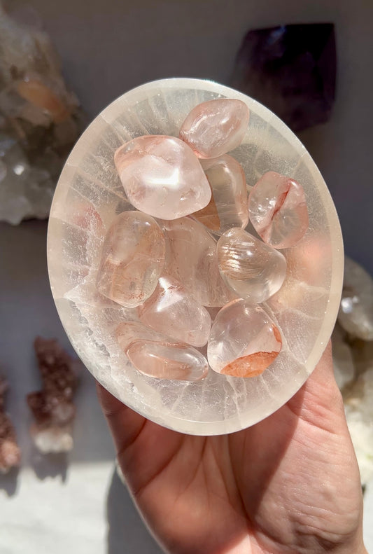 Hematoid tumbled stone from Madagascar