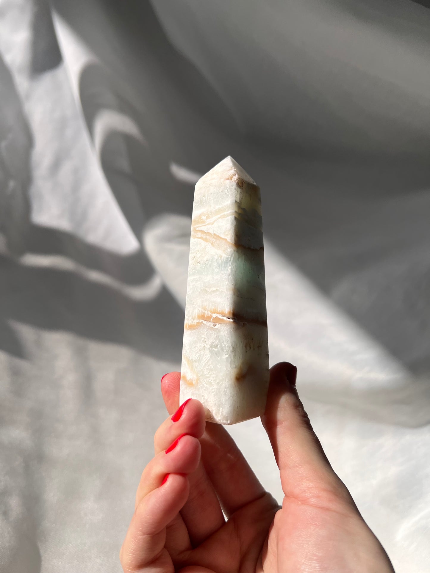 Caribbean Blue Calcite tower 01