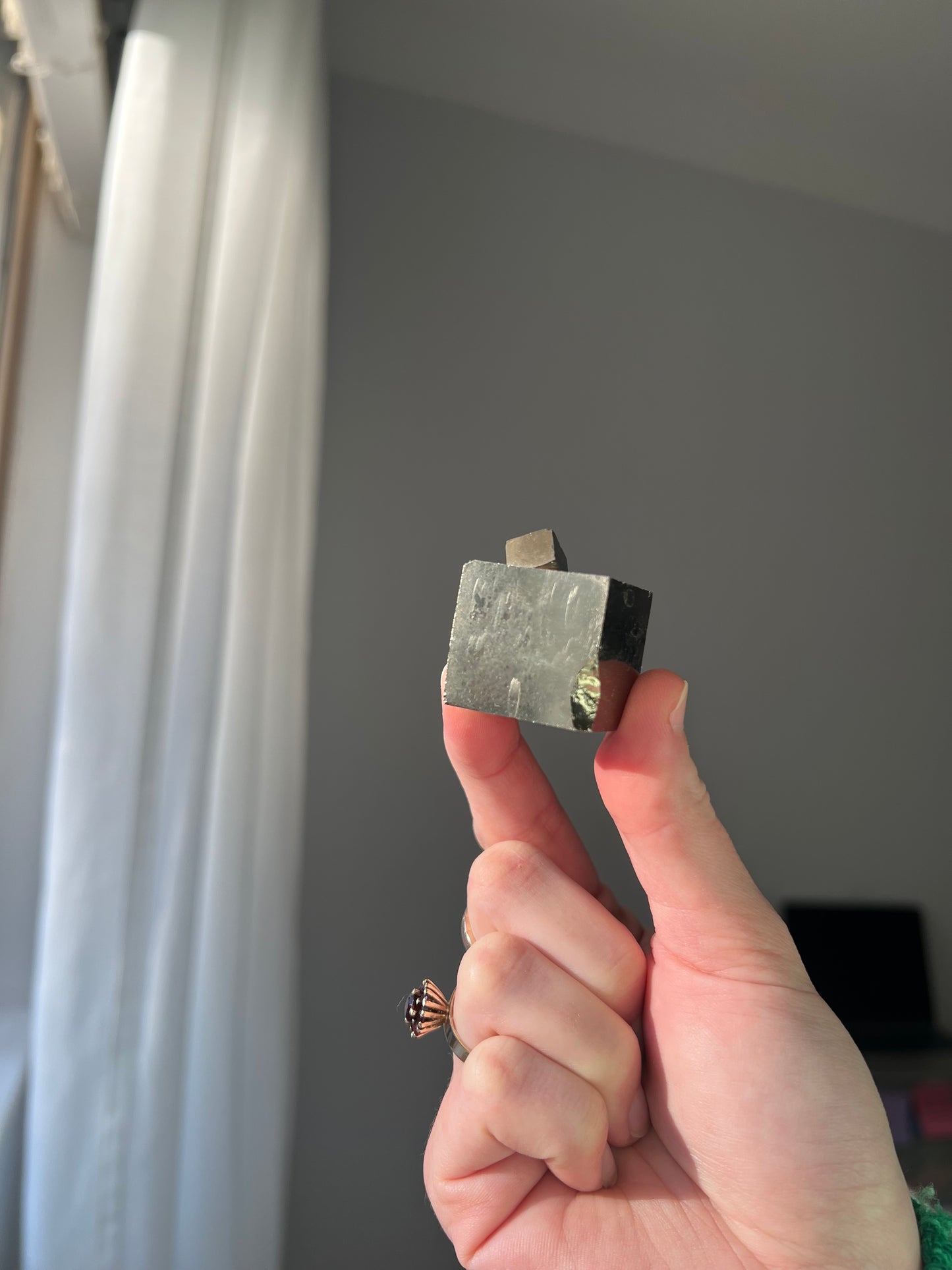 Pyrite cube from Peru 09