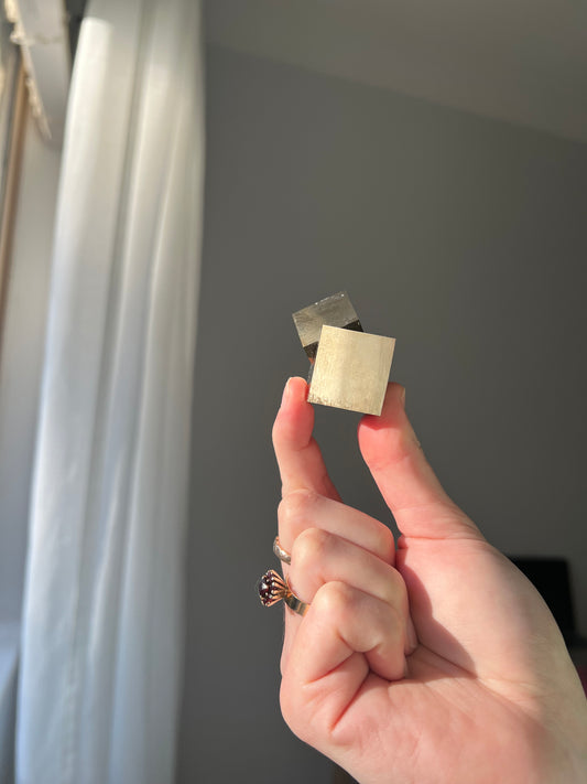 Pyrite cube from Peru 10