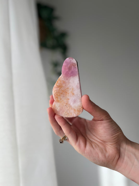 Pink Aragonite from Argentina 02