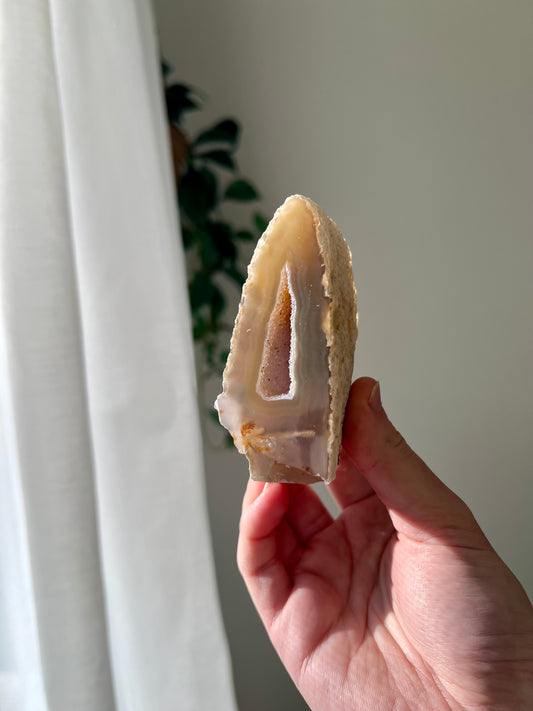 Agate freeform mini cave from Brazil