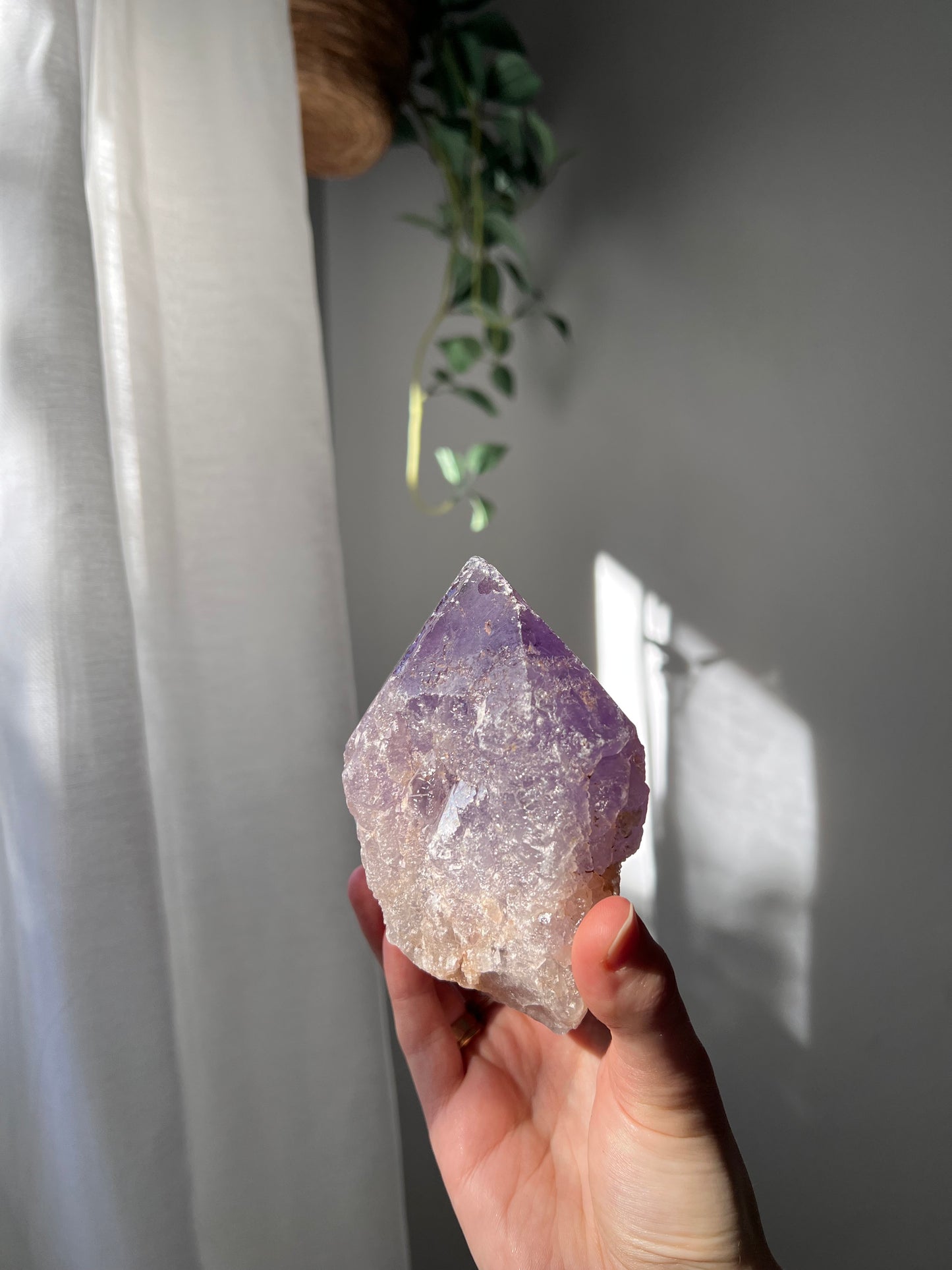 Rough Amethyst point from Brazil 01