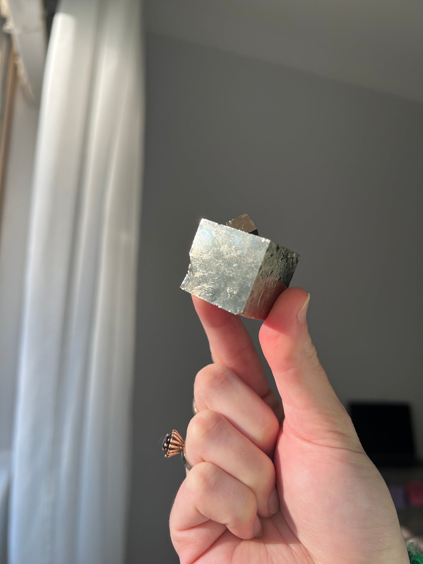 Pyrite cube from Peru 09