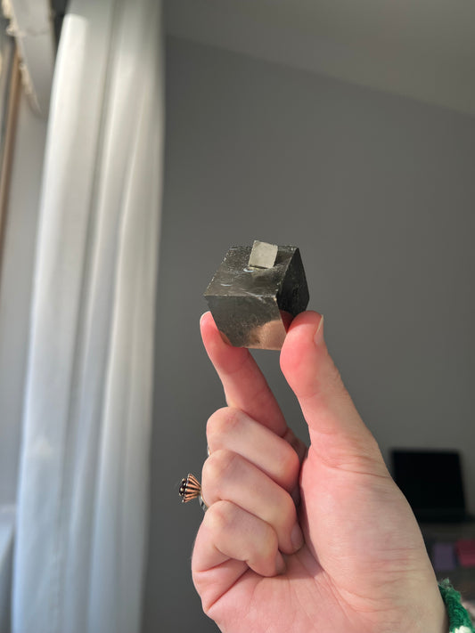 Pyrite cube from Peru 09