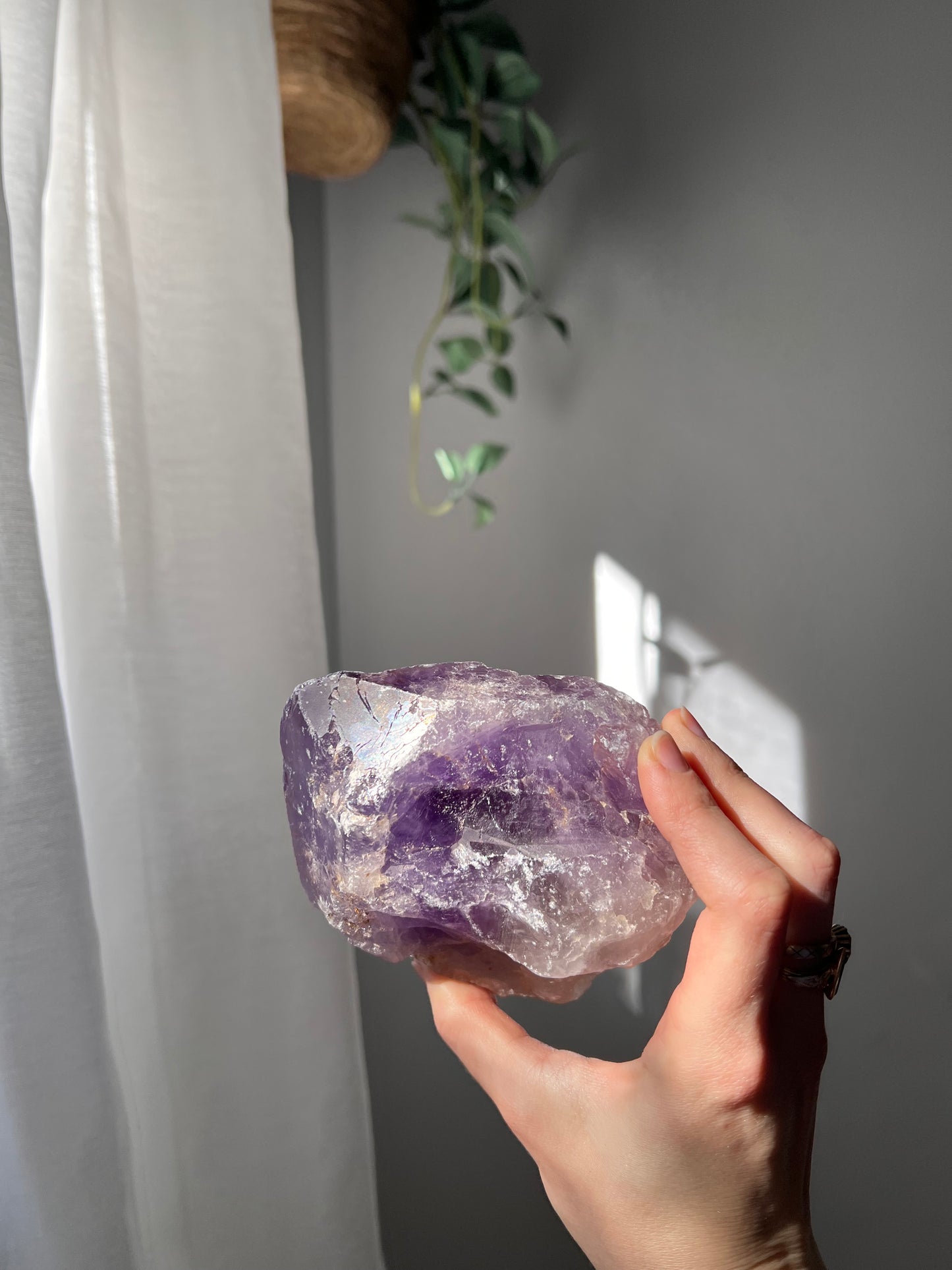 Rough Amethyst point from Brazil 01