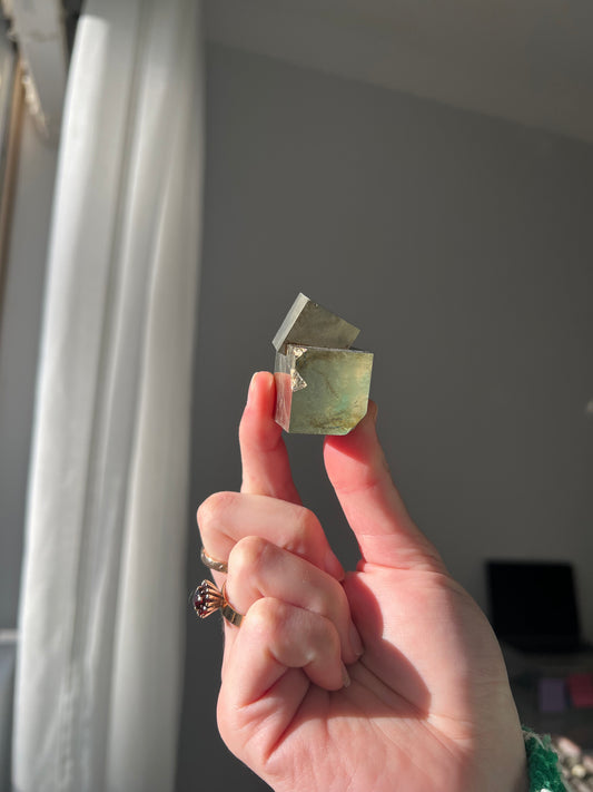 Pyrite cube from Peru 02