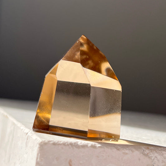 High quality Natural unheated Citrine point from Africa