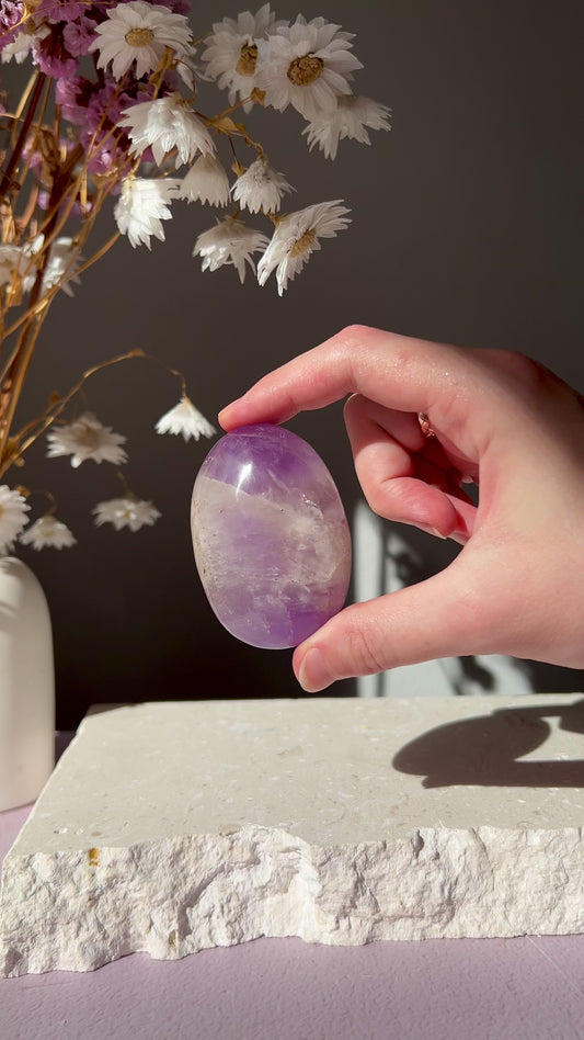 Amethyst palmstone from Madagascar 03